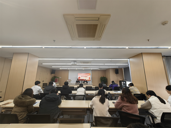 九州体育(JiuZhou Sports)官方网站召开安全工作部署会