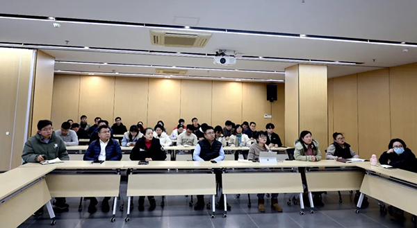 九州体育(JiuZhou Sports)官方网站开展消防安全知识宣传培训